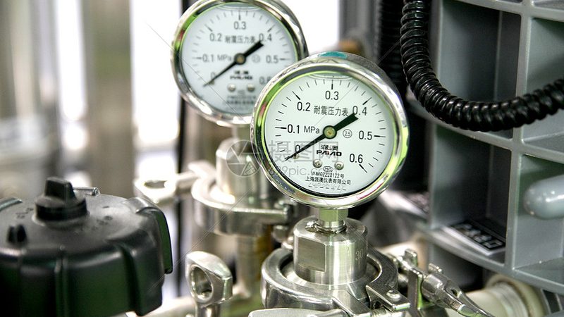 进口差压变送器与国产：差异解析与应用考量